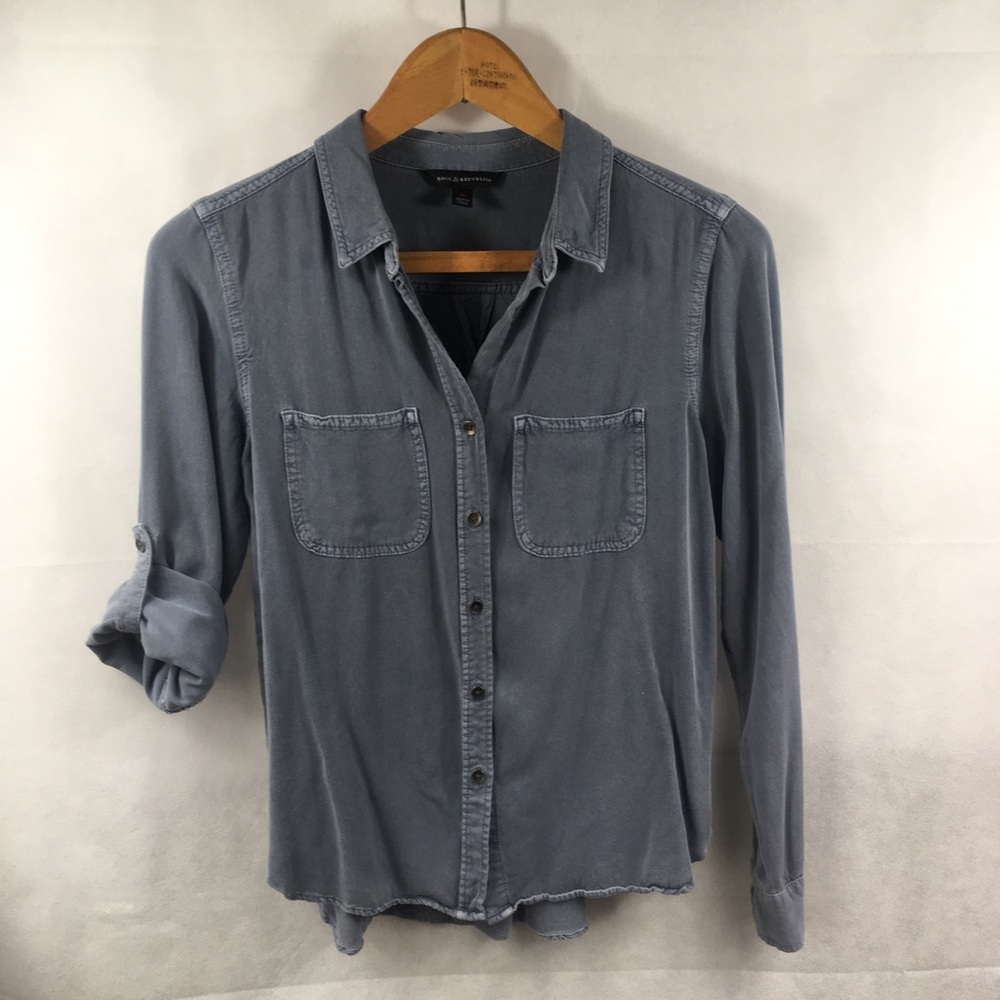 Rock & Republic - Button Down Shirt - size Medium